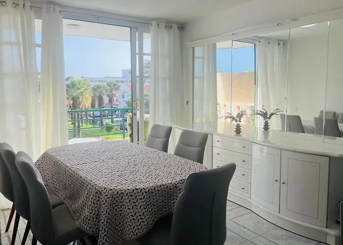 The Cozy Palm Playa de las Americas (Tenerife)